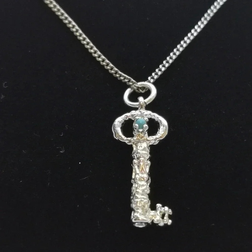 Sterling turquoise key necklace - Picture 2 of 5